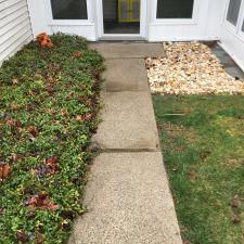 Amazing-results-House-Washing-and-Walkway-cleaning-in-Bethlehem-PA 3