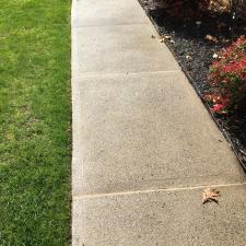 Amazing-Sidewalk-Driveway-Washing-performed-in-Bethlehem-PA 0