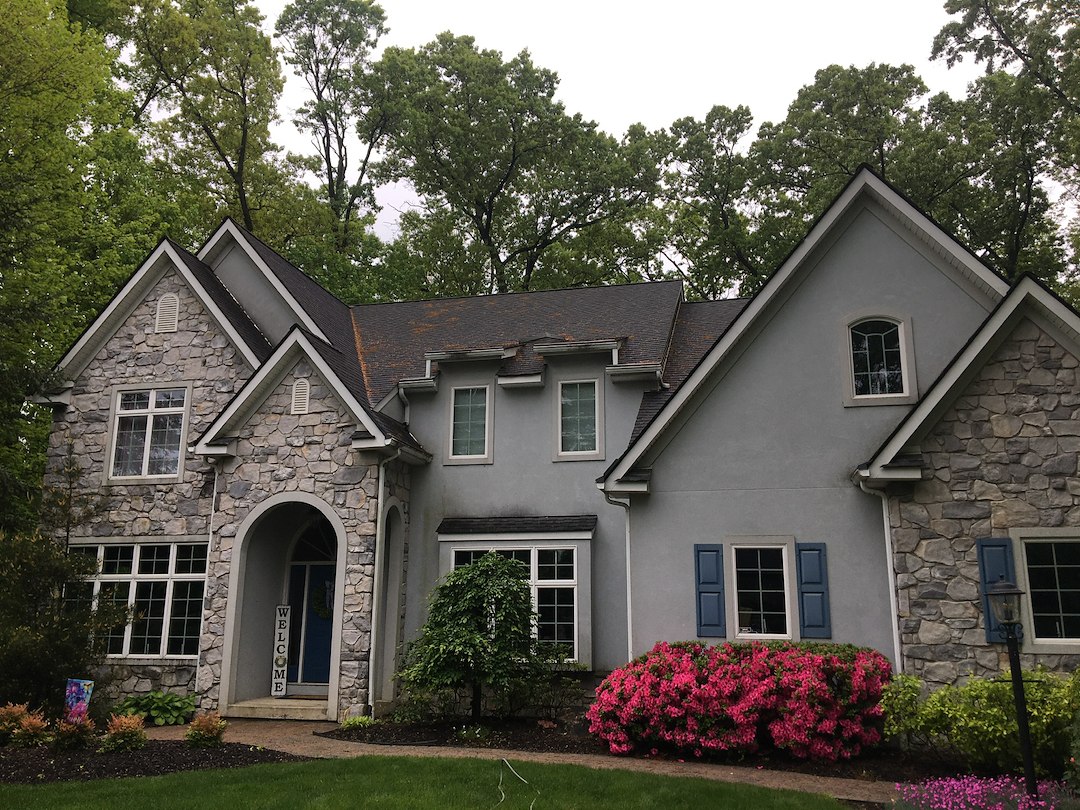 House Washing a Huge Home in Nazareth PA