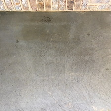 Transform-Your-Bethlehem-PA-Concrete-driveway-sidewalk-cleaning-with-Water-Brothers-Pressure-Washing 5